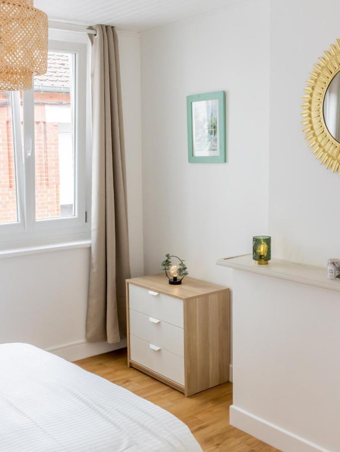 Appartement *Maison Bel-Étage-Netflix-Wifi-Coeur de ville* à Cambrai Extérieur photo