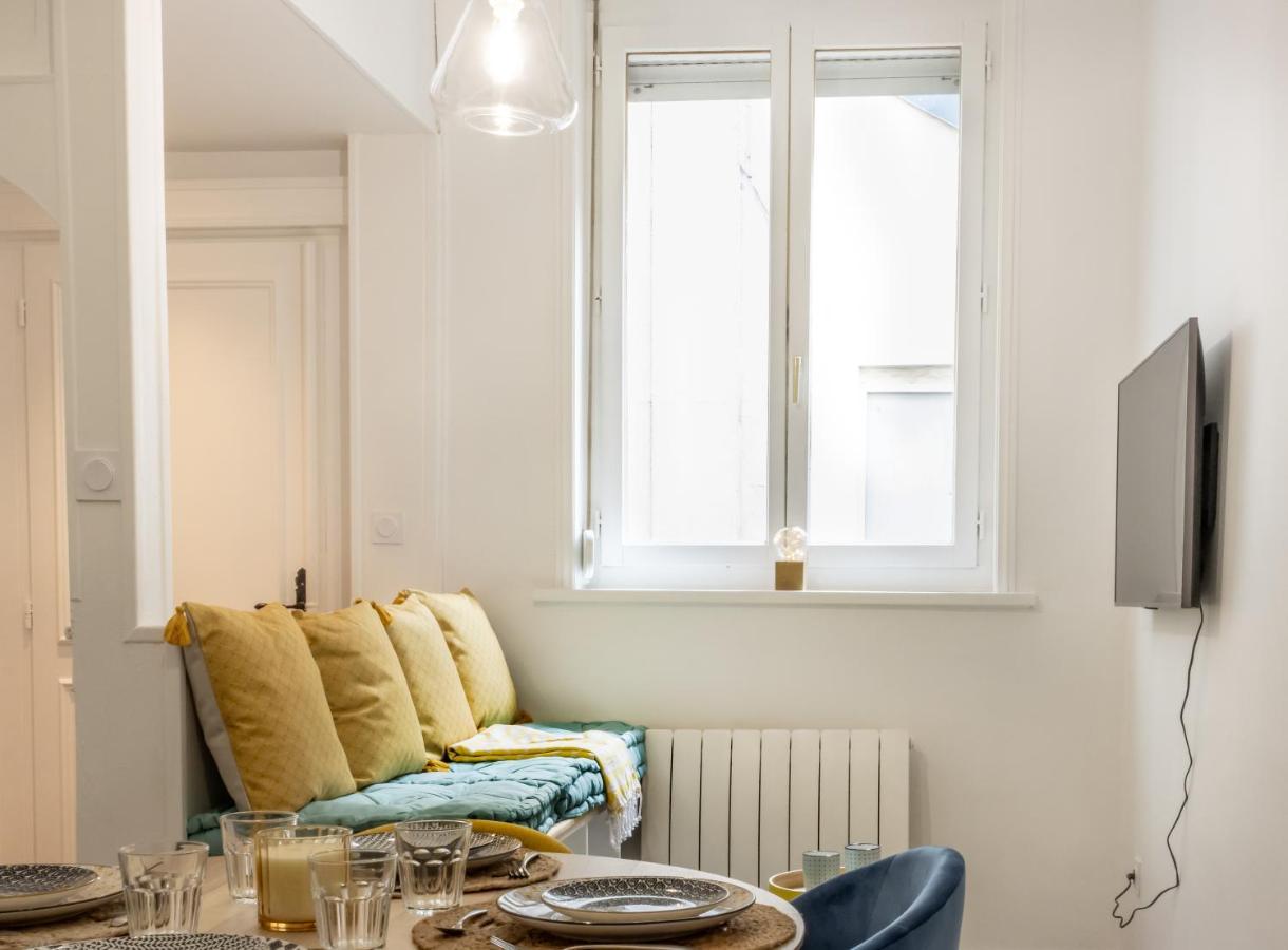 Appartement *Maison Bel-Étage-Netflix-Wifi-Coeur de ville* à Cambrai Extérieur photo