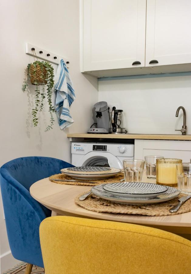 Appartement *Maison Bel-Étage-Netflix-Wifi-Coeur de ville* à Cambrai Extérieur photo